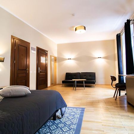 Hotel Ottimo Brasov Bagian luar foto