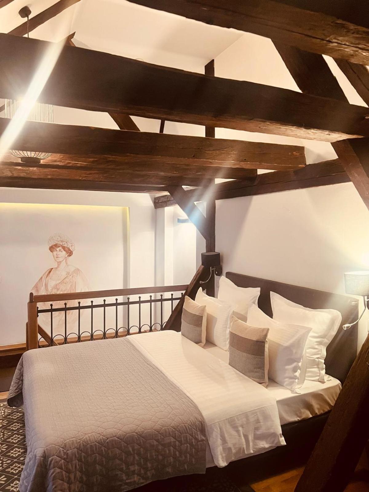 Hotel Ottimo Brasov Bagian luar foto