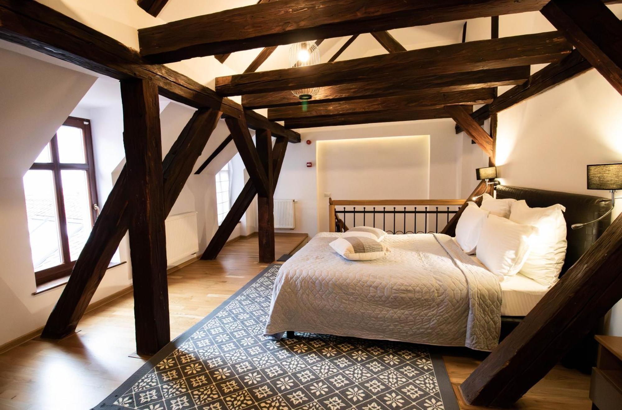 Hotel Ottimo Brasov Bagian luar foto