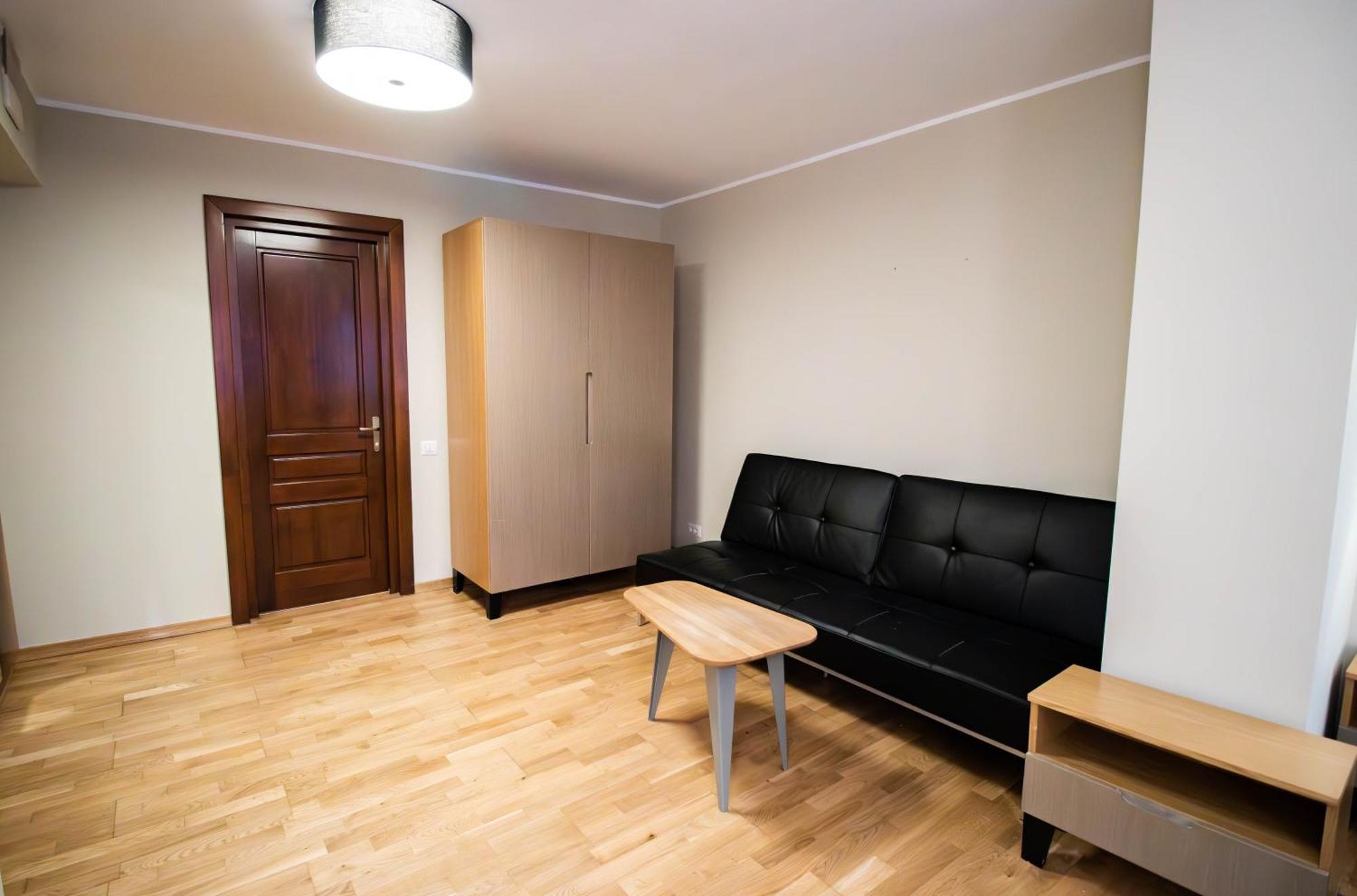 Hotel Ottimo Brasov Bagian luar foto