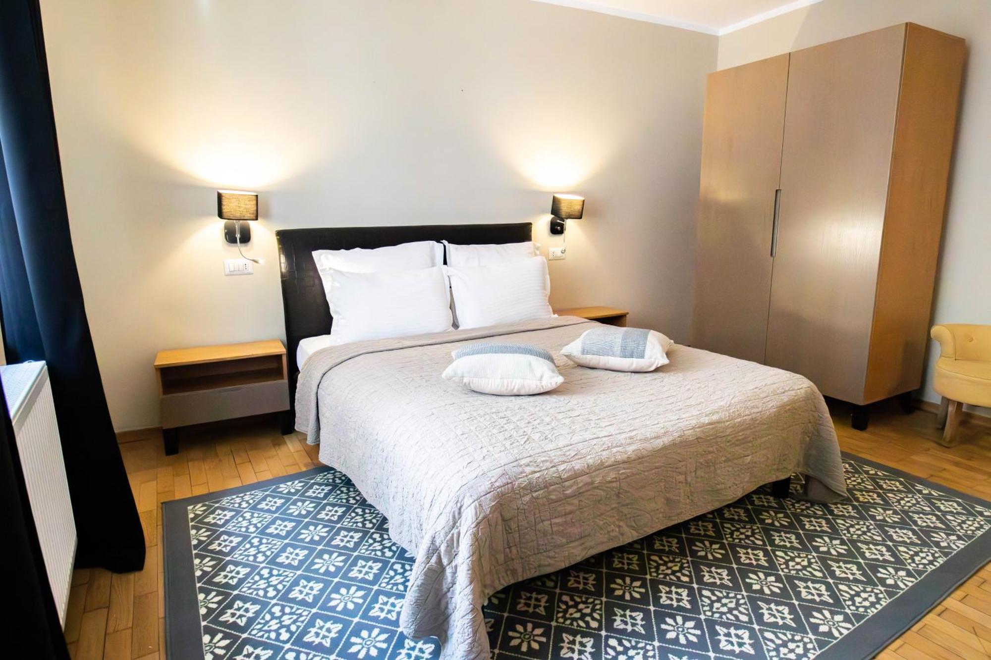 Hotel Ottimo Brasov Bagian luar foto